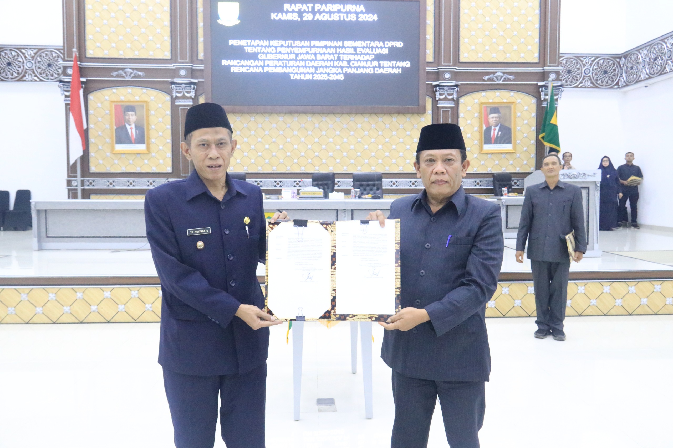 Rapat Paripurna Dewan Perwakilan Rakyat Daerah Kabupaten Cianjur